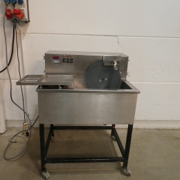 Chocolate Moulding Machine 